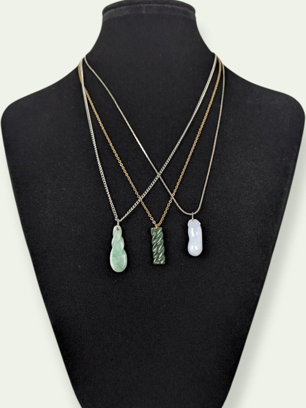 Set of 3 Dainty Vintage Jade Necklaces